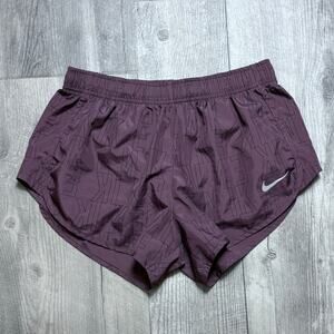 Nike Women`s Dri-FIT Run Division Tempo Running Shorts size medium